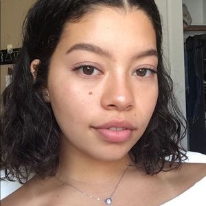 Meet your Posher, Gilma